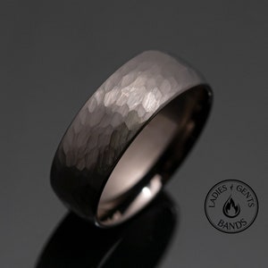8mm Gunmetal Hammered Tungsten Wedding Band, Unisex Engagement Ring