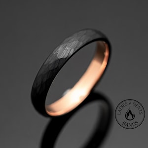 4mm Hammered Black Obsidian Tungsten Carbide Wedding Band with Rose Gold