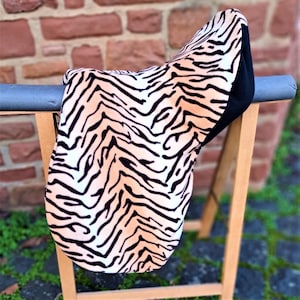 Saddle cover &quot;Tiger&quot; ~ for dressage saddles  saddle cover fleece