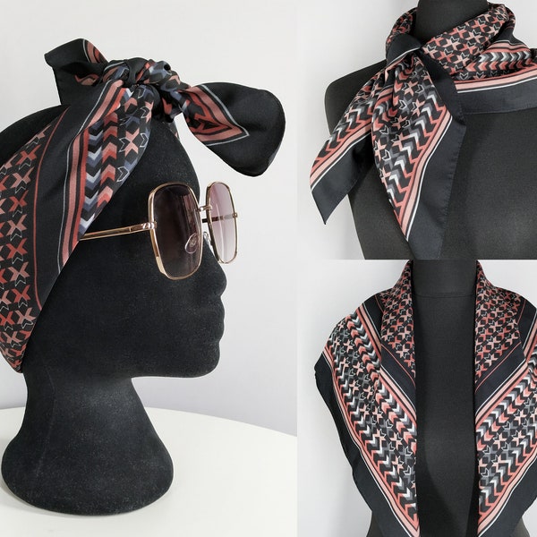 Chic square vintage scarf