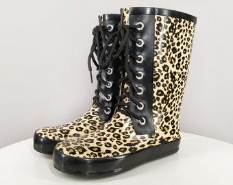 Vintage rain boots in leopard print, women's wellington boots with lacing, lace-up wellies in animal print