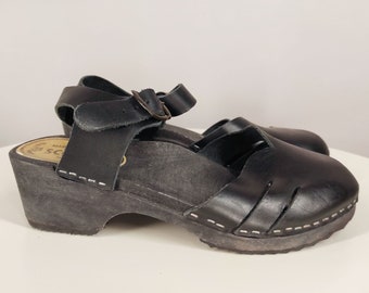 Zoccoli svedesi vintage, sandali in pelle nera con suola in legno, scarpe da donna Scorett