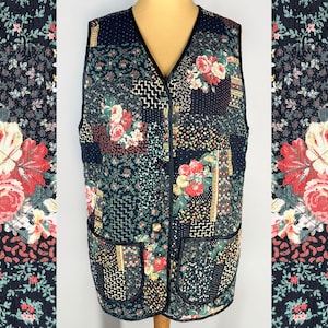Vintage quilted floral vest, women&#39;s 90s waistcoat, bohemian vest in patchwork design
