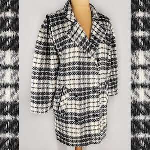Plaid vintage coat, double breasted women&#39;s jacket with puffy shoulders, wool, alpaca and mohair blend coat