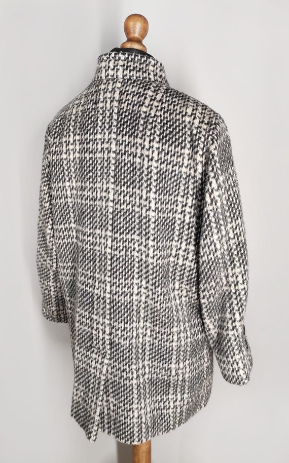 Wool and mohair vintage coat, warm plaid overcoat… - image 6