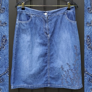 Vintage denim mini skirt with embroidery, Y2K blue jean women&#39;s skirt
