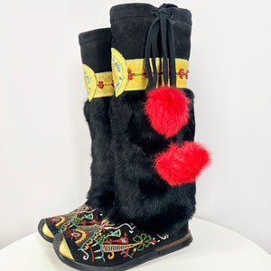 Vintage after-ski bontlaarzen, snowboots met borduursel, apres ski suède en winterlaarzen van bont