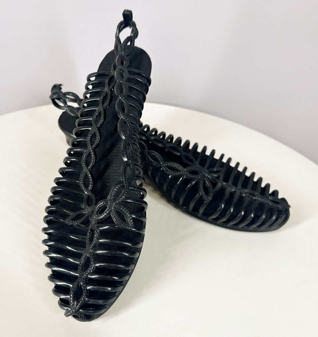 womens black jelly shoes