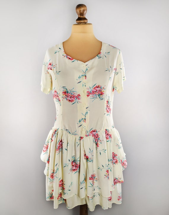 Vintage cottagecore floral ruffle mini dress in p… - image 2