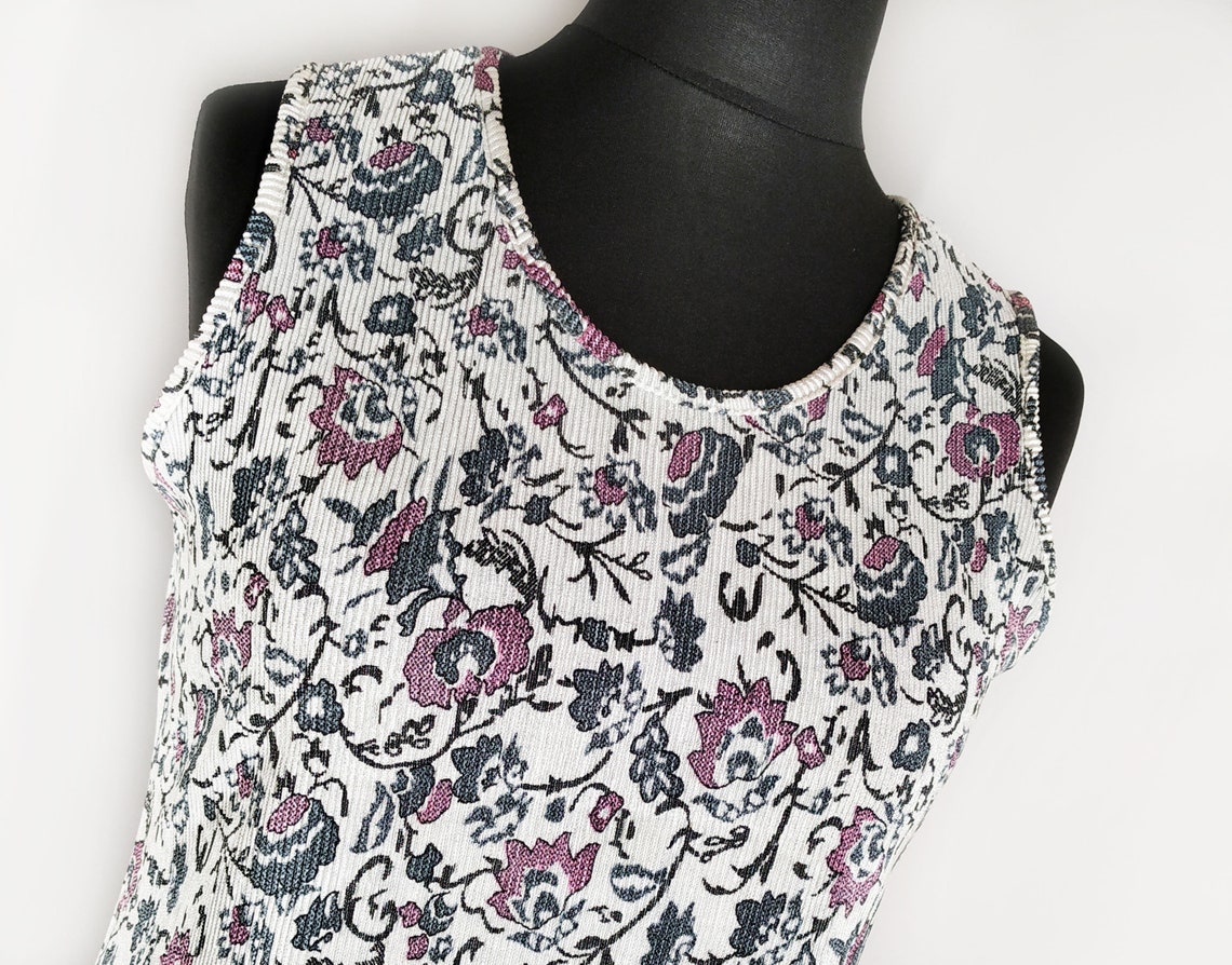 White vintage dress in floral print, foto 3 di 5