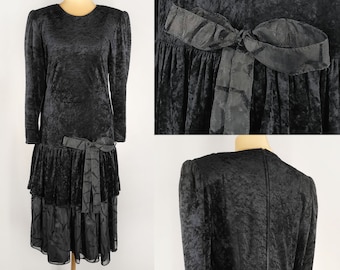 Vintage black velvet dress with ruffles, women's long sleeve dress with bow