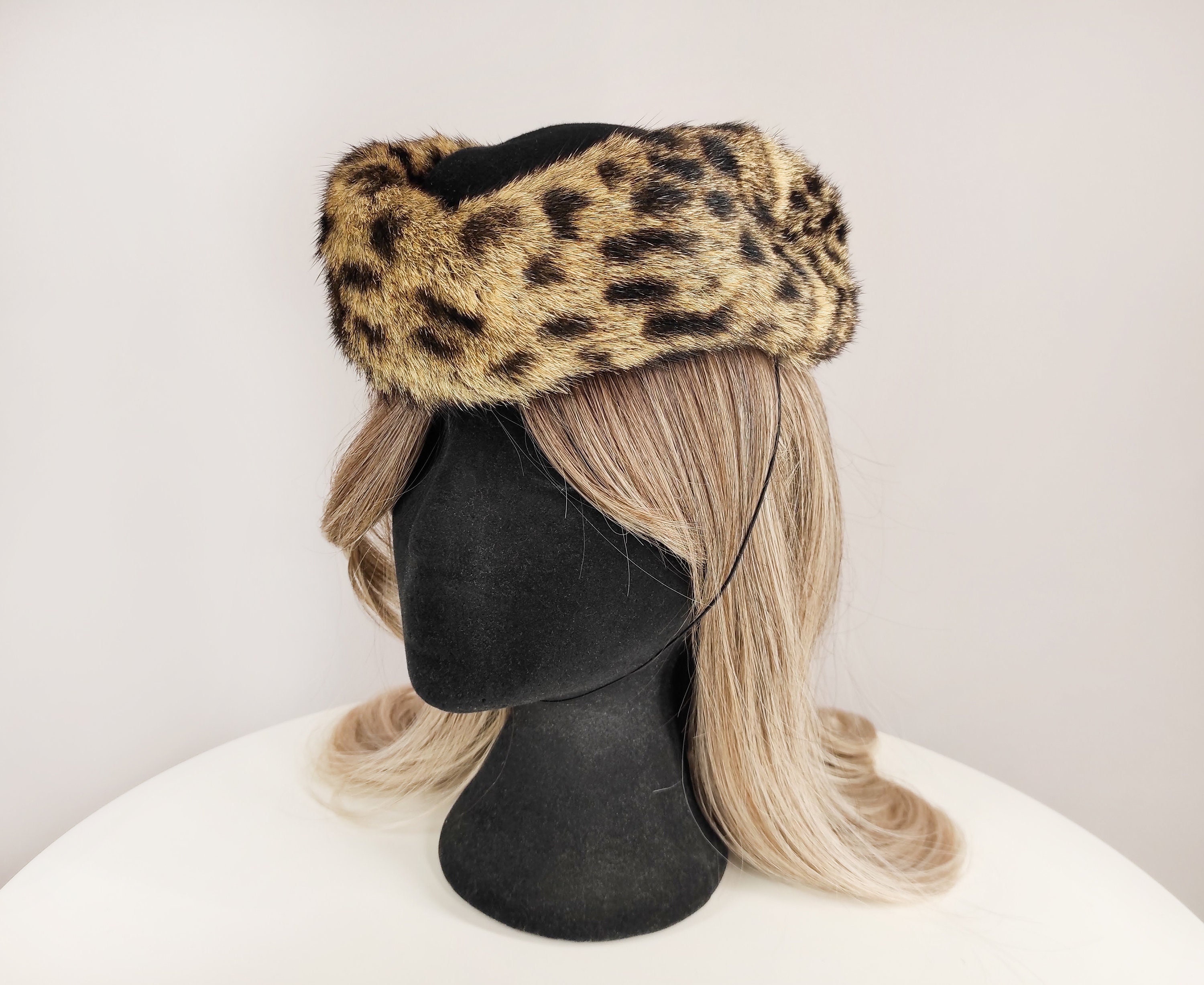Pillbox hat Luxury velvet leopard hatinator. Hats for the races