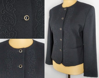 Black vintage blazer with embroidery