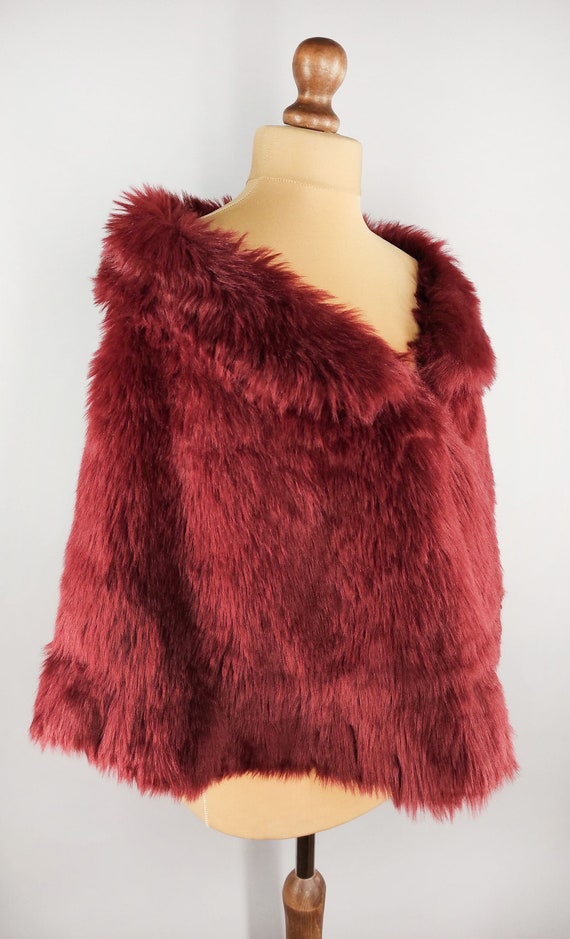 Vintage faux fur bolero, red fur shrug, kitsch wo… - image 3