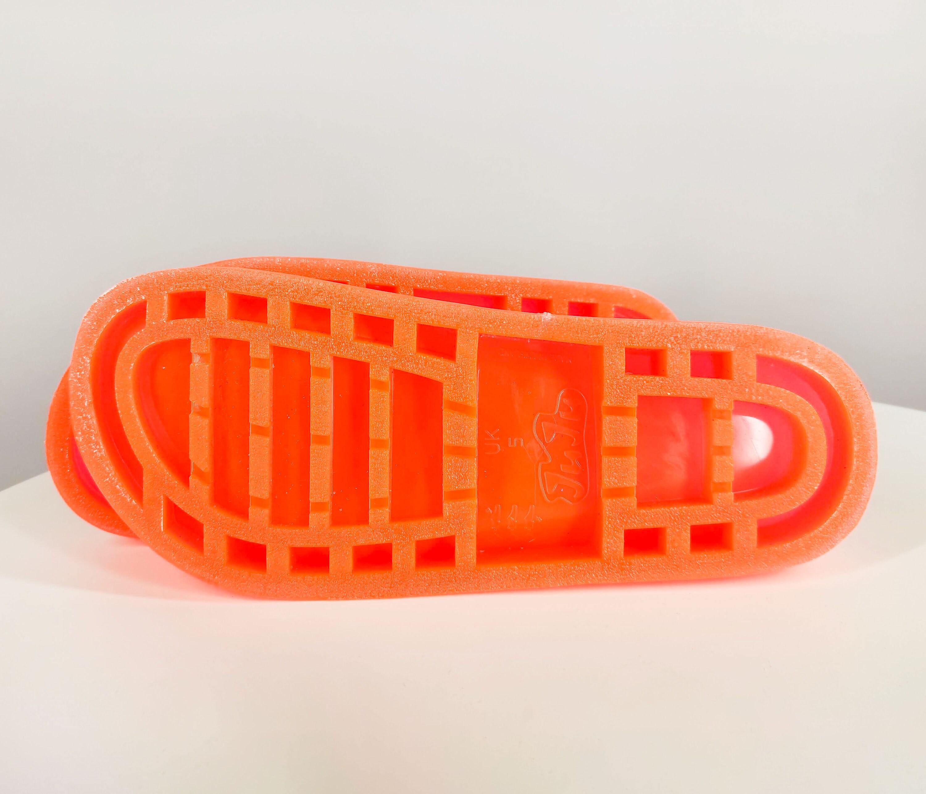 Neon clearance jelly shoes