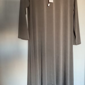 Leichtes Kakao, Schlankes, Asymmetrisches Saumkleid