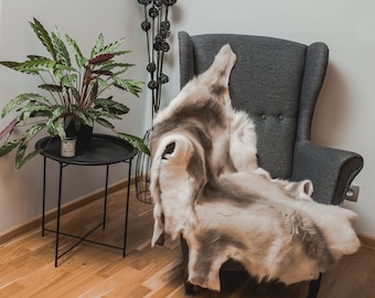 Giant Exclusive Scandinavian Reindeer natural, skin hide rug, Caribou hide, prime quality 100% leather, rentier Hygge