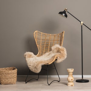 Cappuccino Beige Dyed Genuine Sheepskin Lambskin Sheep Skin Rug Pelt Soft Wool Throw, schaffell Hygge