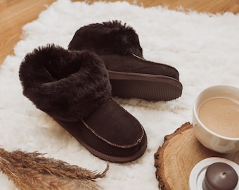 Soft Brown slippers made of 100% sheepskin. Top quality, comfortable, perfect for a gift.