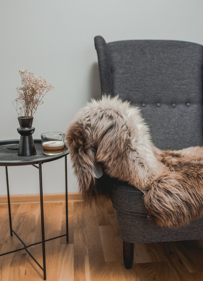 Giant Rug Chair Original, Natural GIANT Rug Gray Genuine Natural Sheepskin Rugs ...