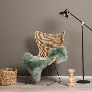 Mint Dyed Genuine Sheepskin Lambskin Sheep Skin Rug Pelt Soft Wool Throw, schaffell Hygge