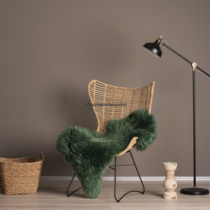 Green Dyed Genuine Sheepskin, Decorative sheepskin with a distinctive color, Sheep Skin Rug Pelt, Soft Wool Throw, Hygge