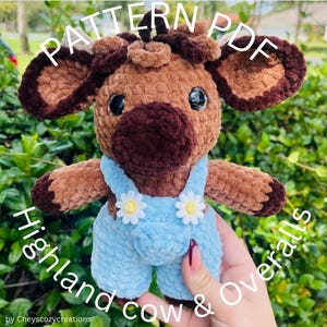 Highland cow and overalls crochet pattern