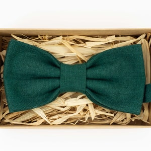 Dark green linen wedding bow tie / Anniversary gift / Groomsmen gift