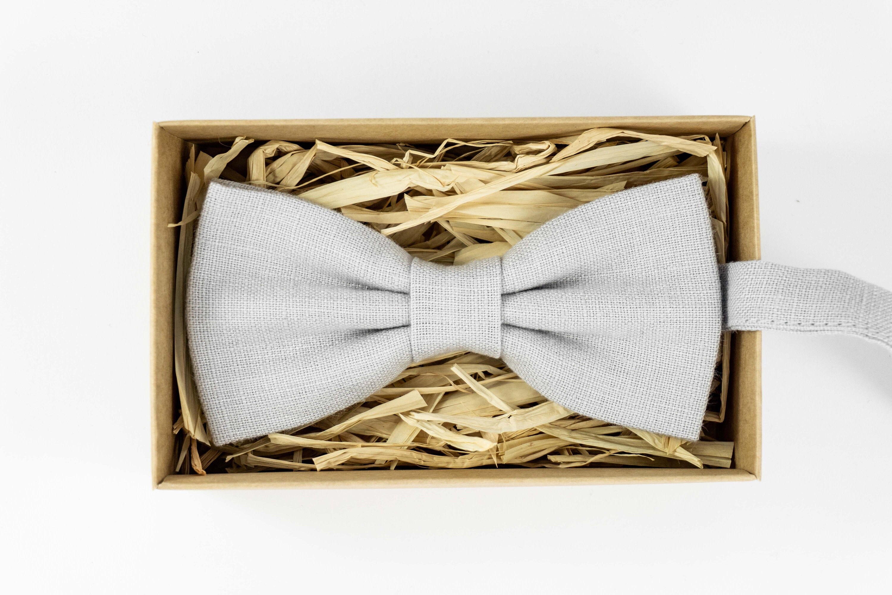 Light Gray groomsmen bow tie / linen bowtie / groomsmen gift / | Etsy