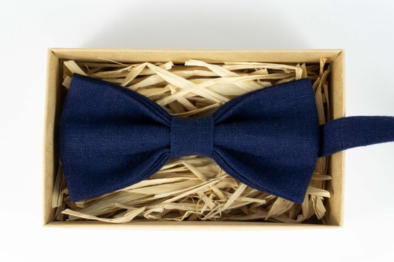 NEW TODDLER//LITTLE BOYS BOW TIES RED//NAVY//TAN LINEN //MADE IN THE USA