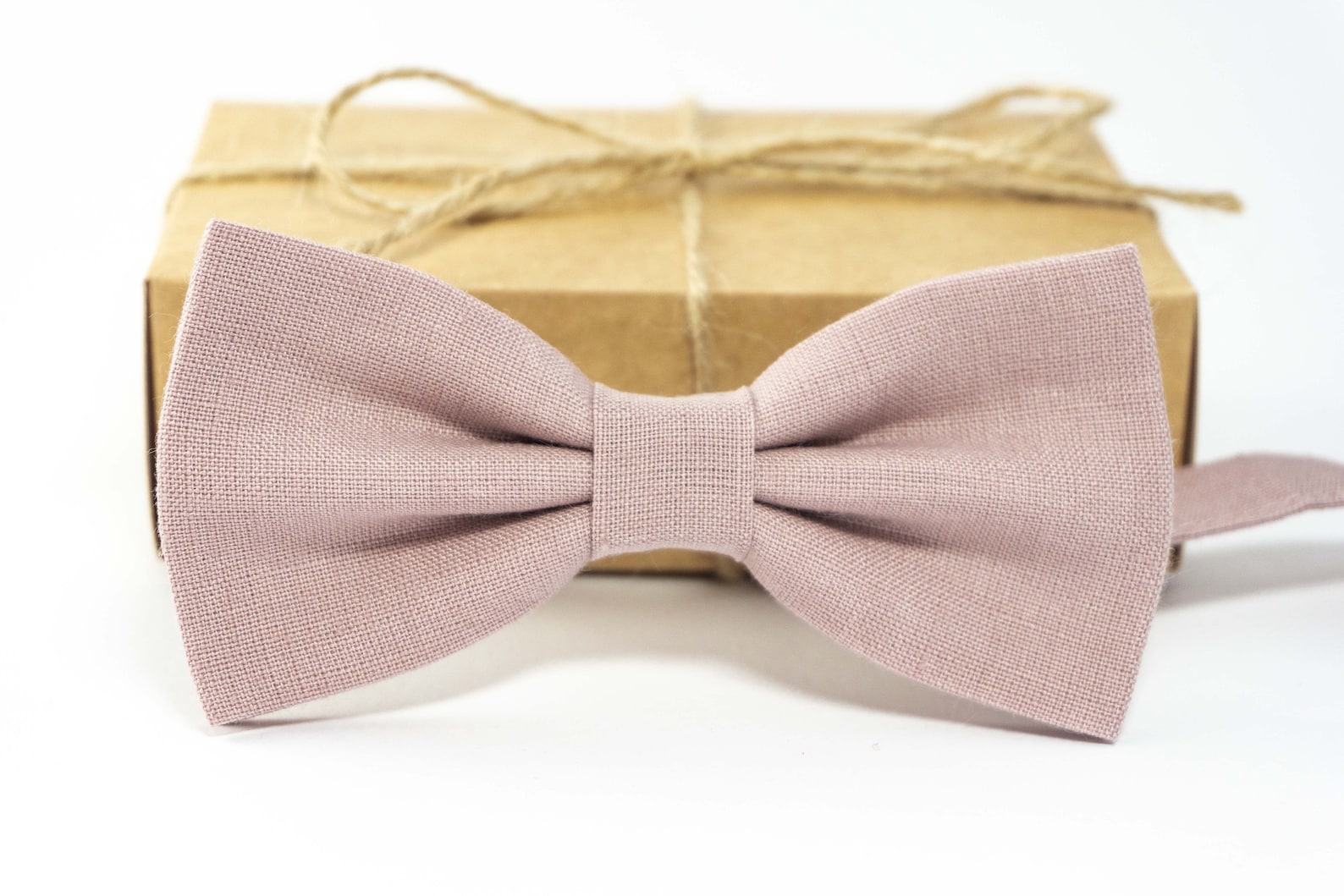 Mauve Groomsmen Bow Ties for Weddings / Toddler Bow Tie / Anniversary