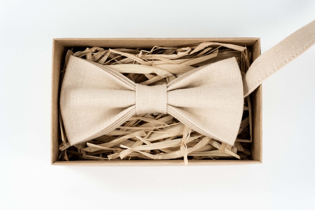Sand Groomsmen Bow Tie for Weddings / Linen Bow Tie / Wedding - Etsy