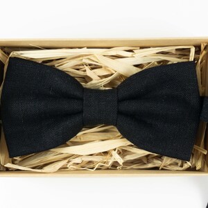 Black groomsmen tie / black  mens tie / black  bowties / black wedding tie