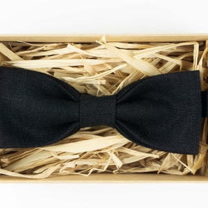 Black bow tie / black color linen bow tie / black wedding necktie /  black bow tie for men / black tie