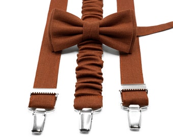 Set van terracotta linnen vlinderdas en jarretel: handgemaakte bruiloftaccessoires