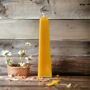 Beeswax Extra Large Pyramid Candle