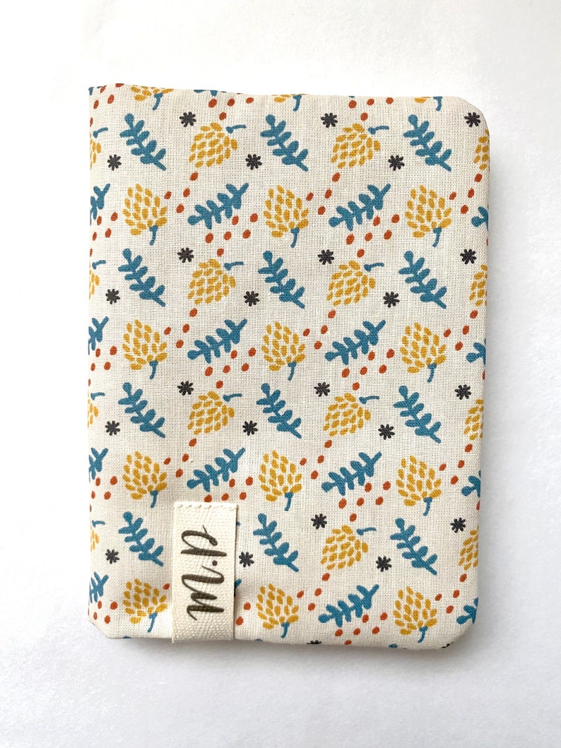 Personalized passport cover image 3