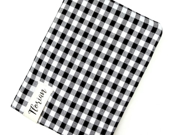 Personalized passport holder. Black and white gingham.