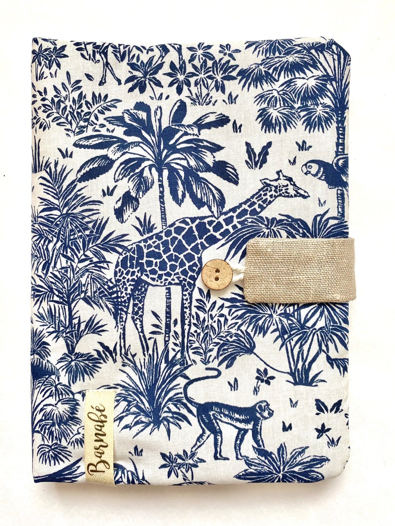 Protège carnet de santé personnalisé Toile de Jouy jungle tropicale . bleu foncé