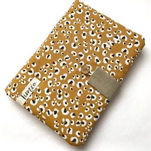 Cover, Pouch, Padded and personalized leo case for 6 or 7 inch digital e-reader image 1