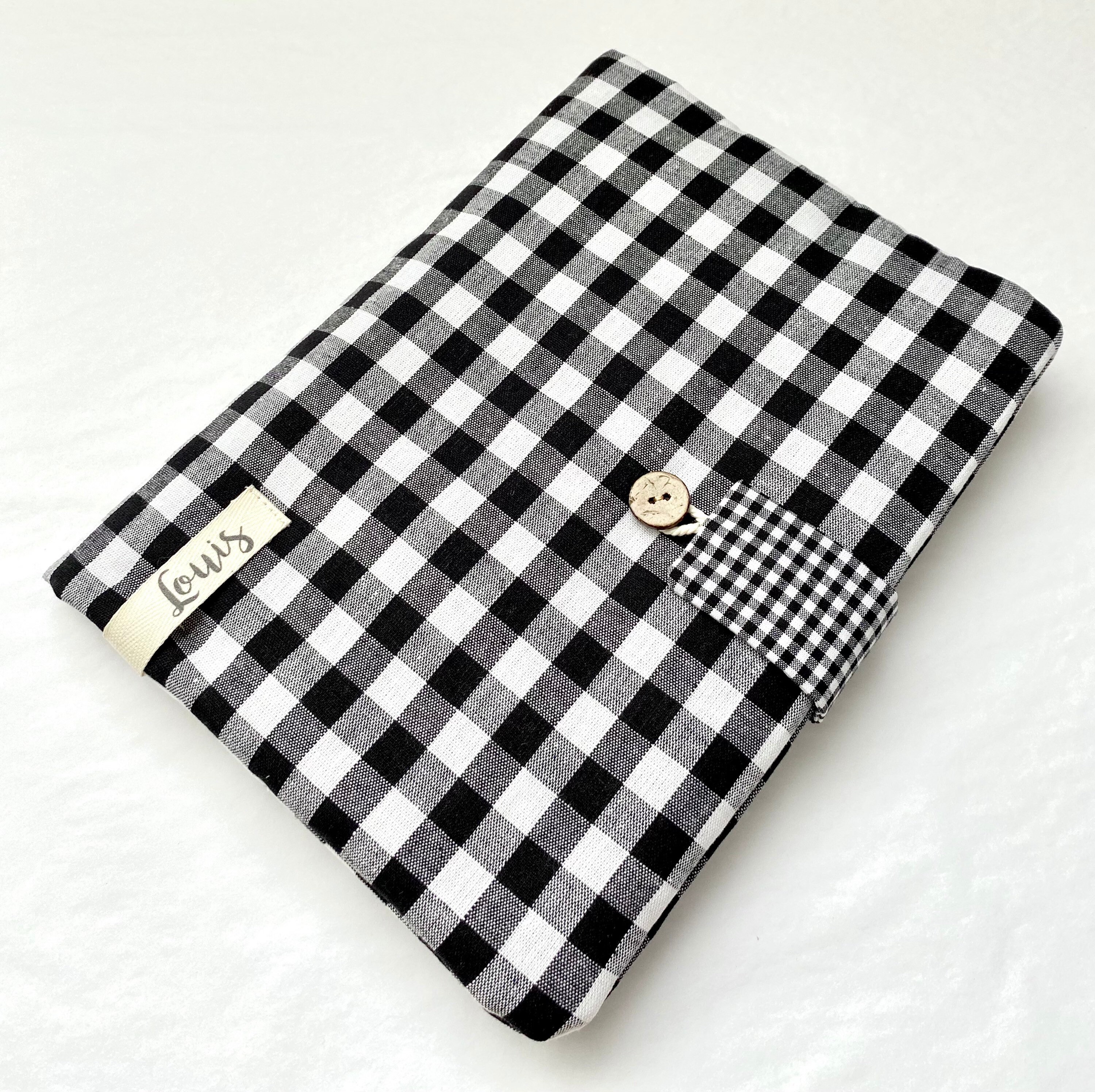 Protège Carnet de Santé Personnalisé Vichy Noir et Blanc