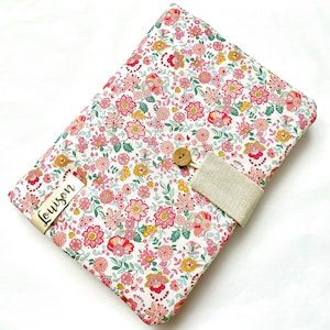 Capa de prontuário de saúde personalizada Dehli com detalhes florais e linho dourado