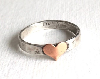 Heart ring/Sterling silver stackable ring/Sterling band copper heart ring/Minimalist ring/Thumb ring/Hammered band ring/Silver heart ring