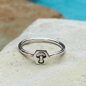 Mushroom ring/Stackable mushroom ring/Dainty stamped mushroom ring/Minimalist ring/Sterling silver stackable ring/Silver mushroom ring