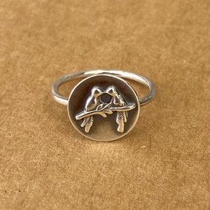 Lovebirds ring/Sterling silver lovebirds ring/Stackable ring