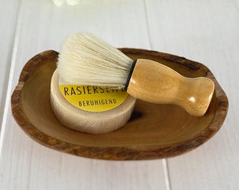 shaving brush