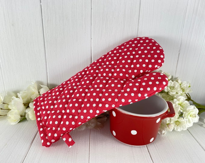 Oven glove pot holder napkins kitchen towel red