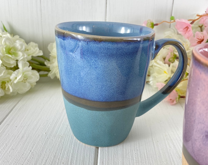 Cup of earthenware color mix
