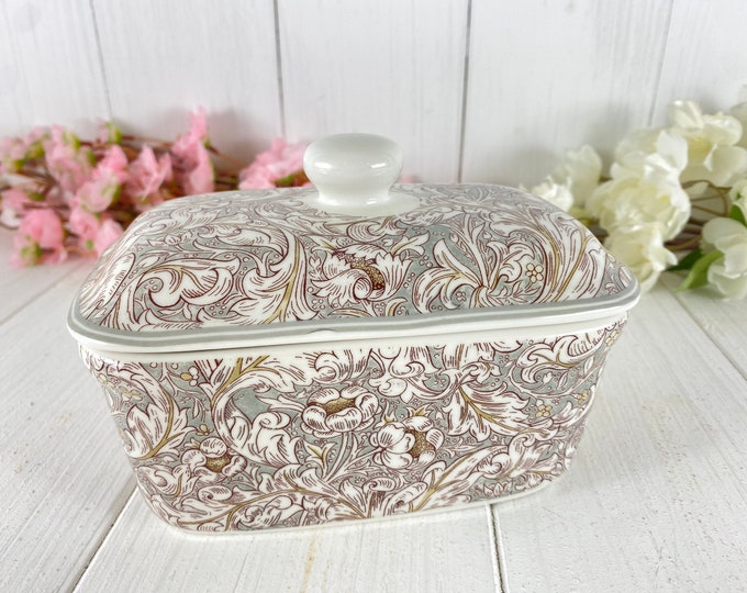 Floral butter dish