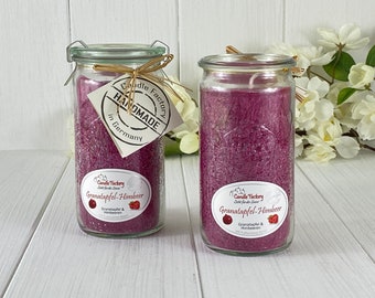 Scented candle pomegranate raspberry burning time 70 hours